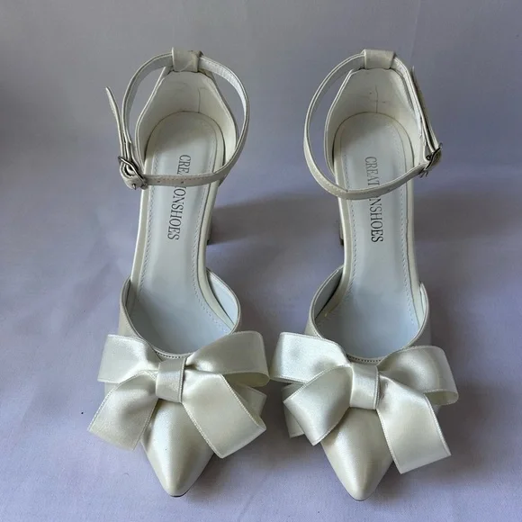 Ivory wedding heels with bow - Picture 2 of 10